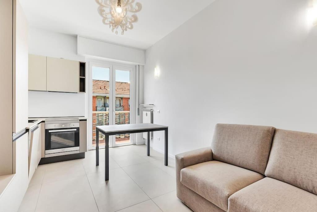 Alessia'S Flat - Caroli Apartment Milan Exterior photo