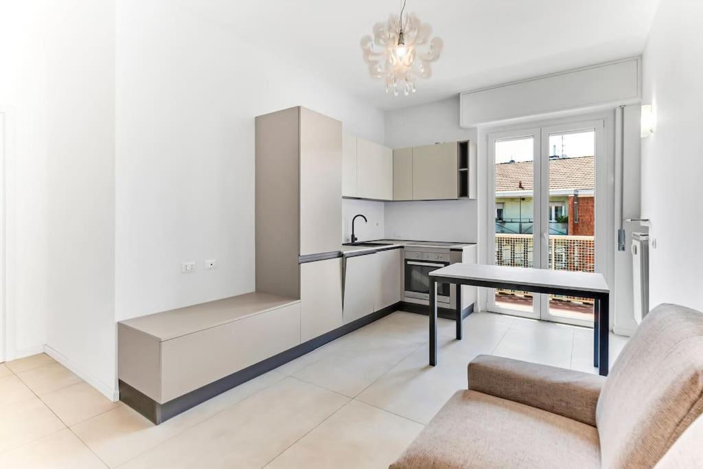 Alessia'S Flat - Caroli Apartment Milan Exterior photo